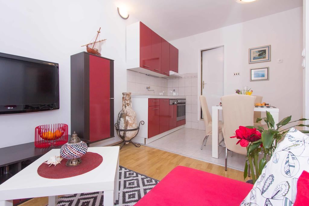 Red Valentino Apartman Split