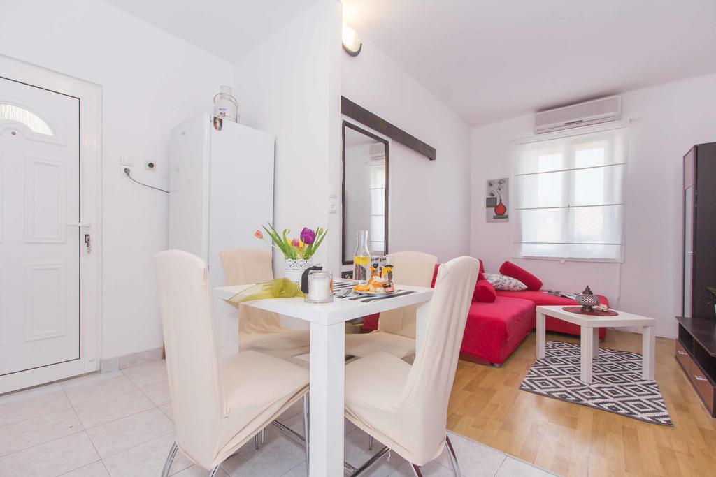 Red Valentino Apartman *